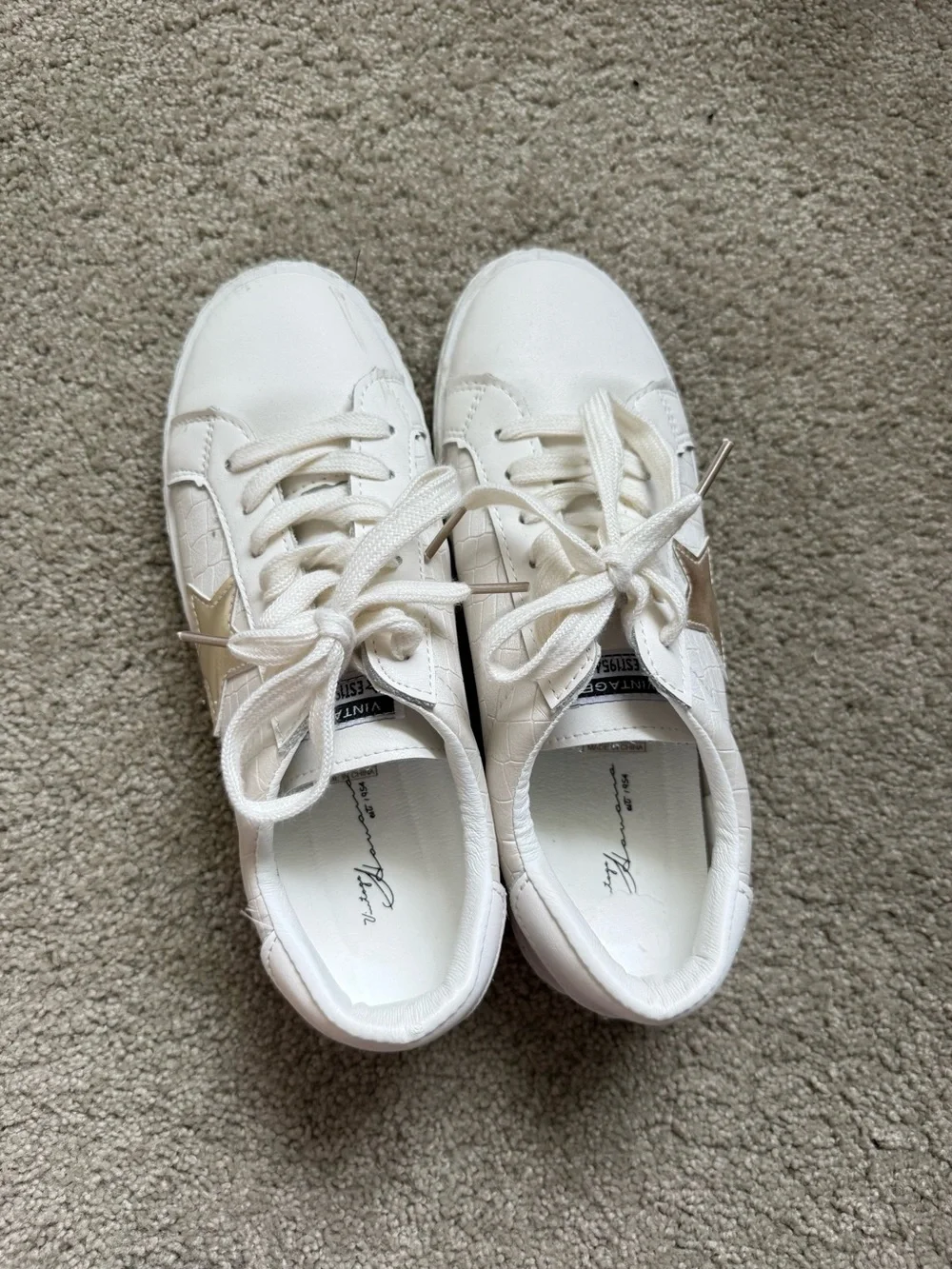 Vintage Havana White Sneakers with Gold Star